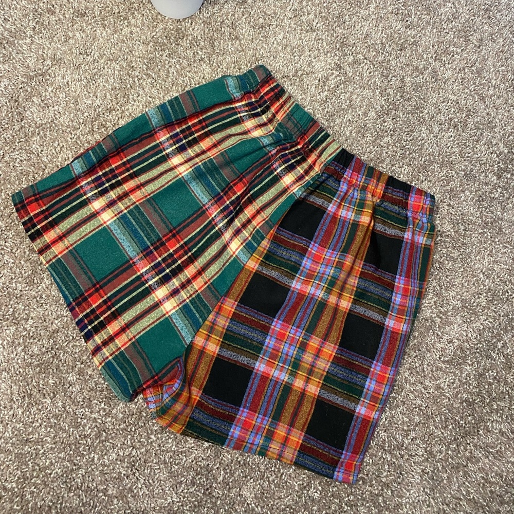 Elastic Waist Shorts - Picture 7 of 9